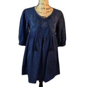 B. Boutique Denim Top 3/4 Sleeve Smocked Embroidered Detail Medium